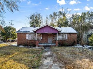 605 Dunlap Cir, Prichard, AL 36610