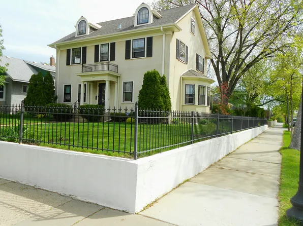 4153 Columbus Ave, Minneapolis, MN 55407