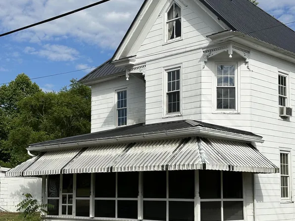 605 State St, Sharptown, MD 21861