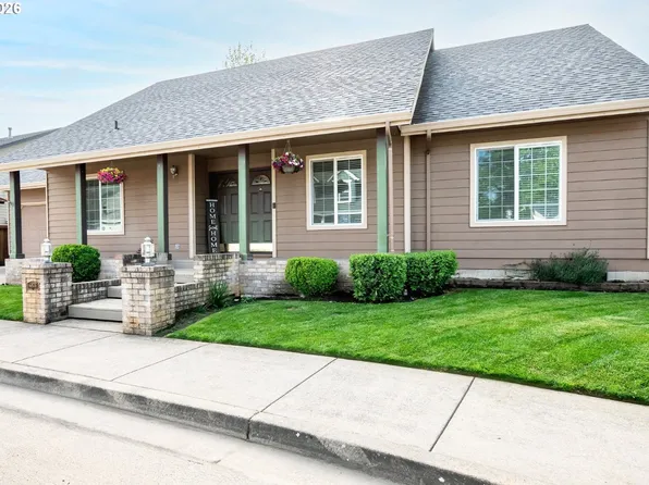 6876 Simeon Dr, Springfield, OR 97478