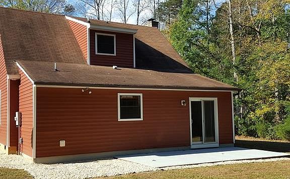 3rd image of 1152 W Chapel Dr