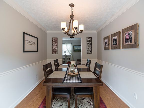 4th image of 3891 Woodfield Ct