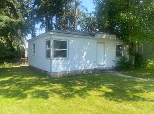 1717 Pine St, Everett, WA 98201