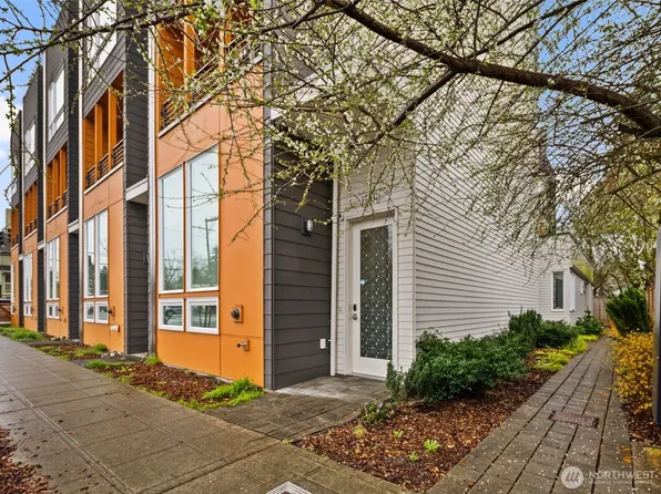 7507 25th Avenue NE #B, Seattle, WA 98115