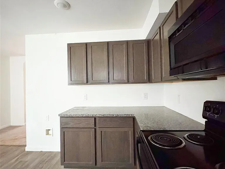 245 Water Oak — Photo 21