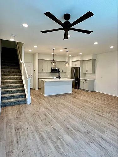 10761 Graphite St Photo 1