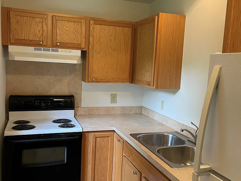 206 Line Rd #1 — Photo 2