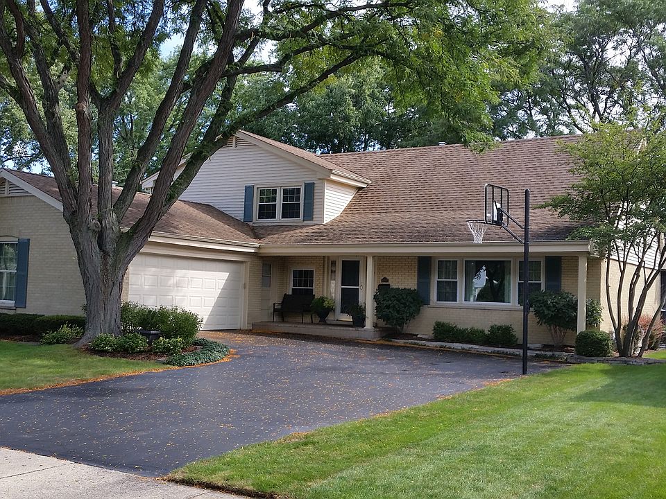 1st image of 1539 N Douglas Ave