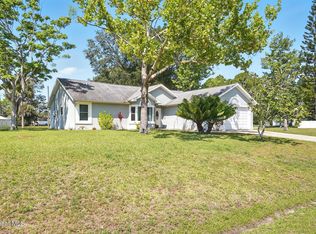 196 Delia Ave NW, Palm Bay, FL 32907