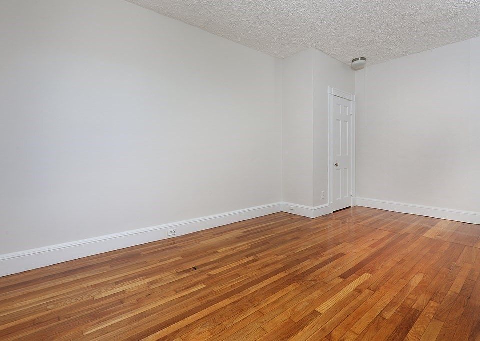 1st image of 16 Chauncy St APT 48