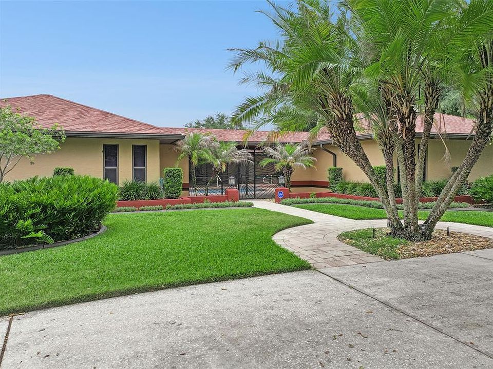 1st image of 1041 COUNTRY LAKE CIRCLE