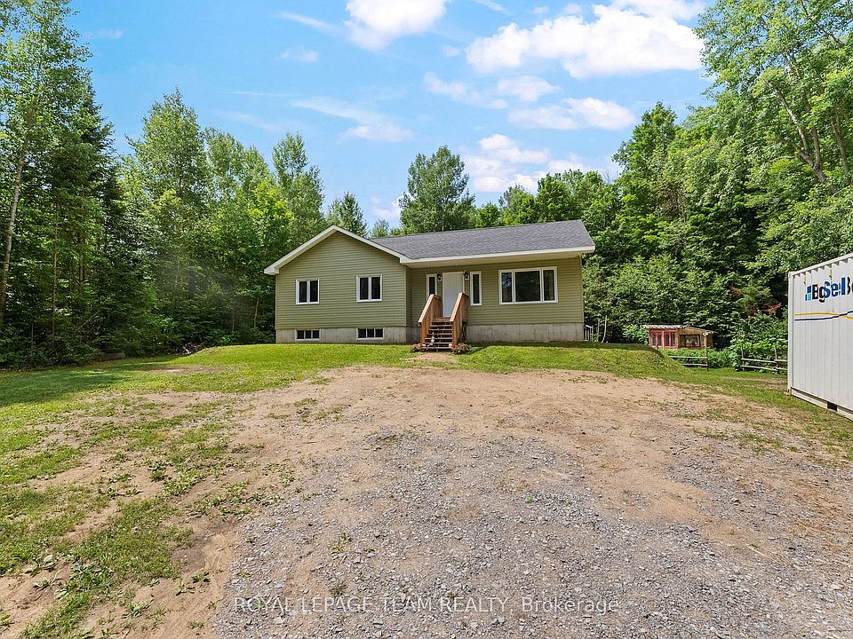 1st image of 405 Calvin Rd