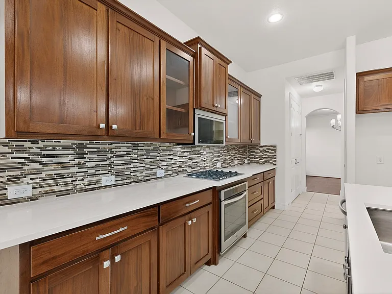 6819 Saint Francis Ct — Photo 10