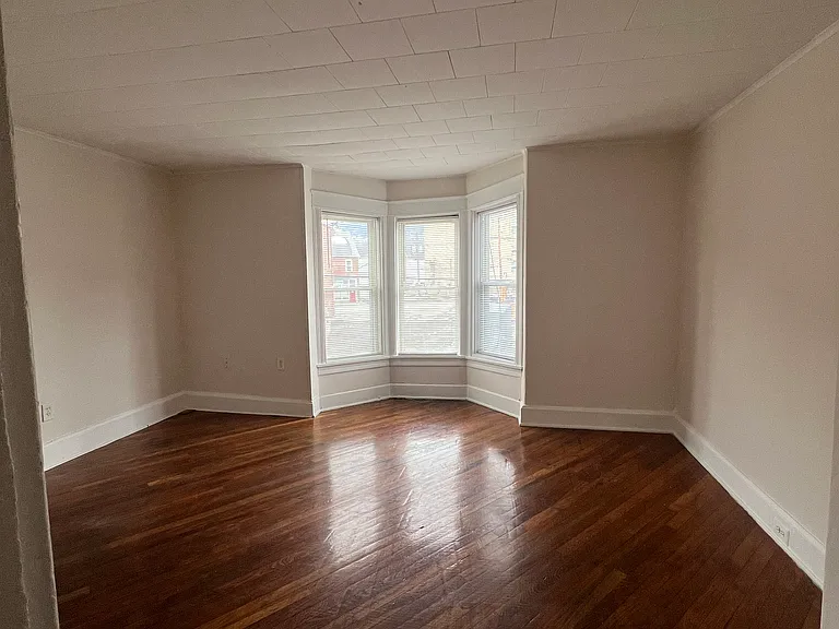 30 E Mauch Chunk St #2 — Photo 7