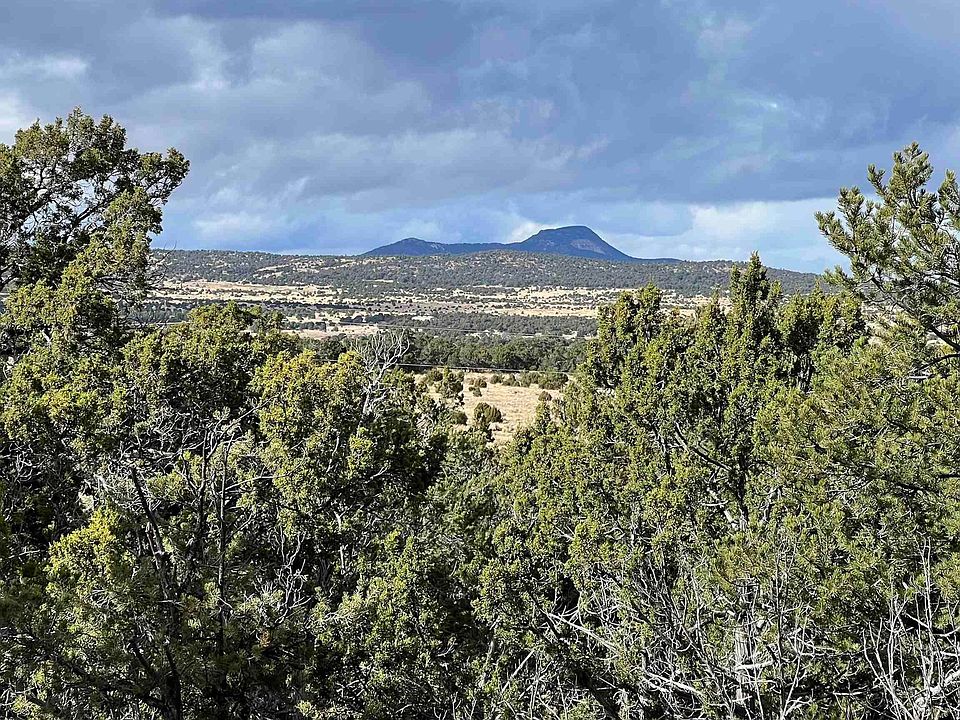 1st image of Mountain View Ln