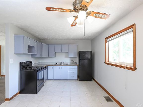 5th image of 309 Lutz Dr