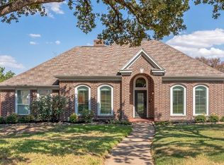 705 Oak Hill Dr, Southlake, TX 76092