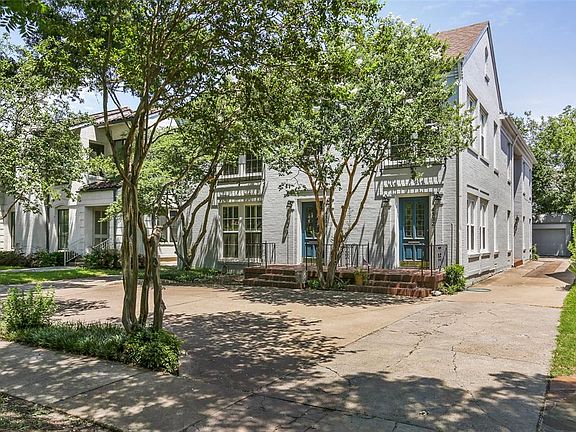 2nd image of 4332 University Blvd