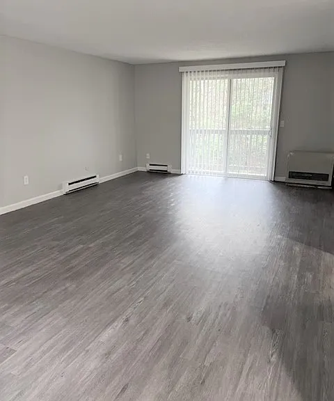 Yarmouth Pointe Apartment Homes — Photo 43