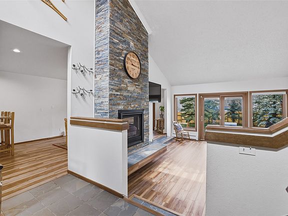 5th image of 195 Cottonwood Drive