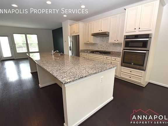 4th image of 7827 Bakers Creek Ln