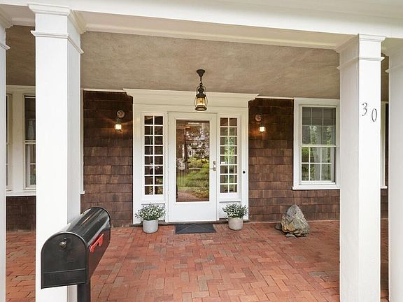 2nd image of 30 Prospect Hill Rd