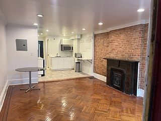 1st image of 349 Quincy St #1