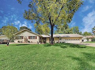 903 Ward Ln, Athens, TX 75751