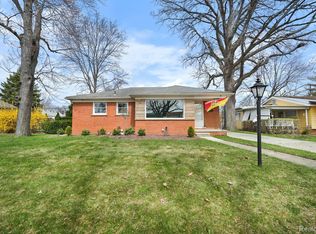 18722 Champaign Rd, Allen Park, MI 48101