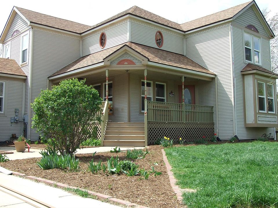 Front View minus garage