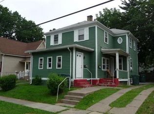 12 Gladys St, Rochester, NY 14621