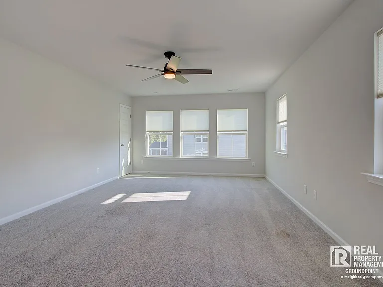 137 Paddle Boat Way — Photo 29