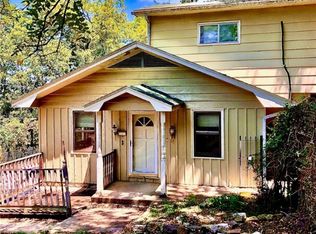 3 Armstrong St, Eureka Springs, AR 72632