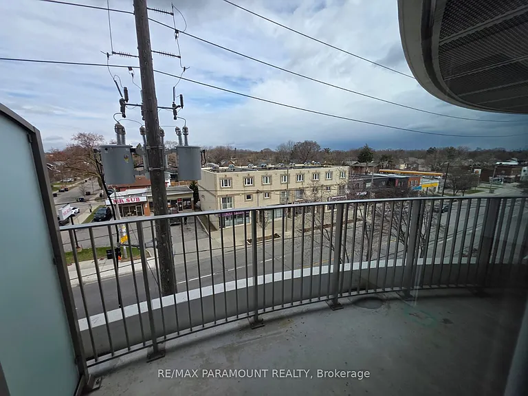 689 The Queensway #418 — Photo 11