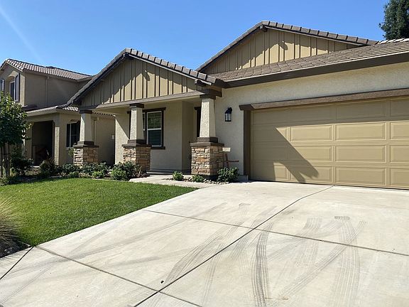 3rd image of 3527 Creekview Ct