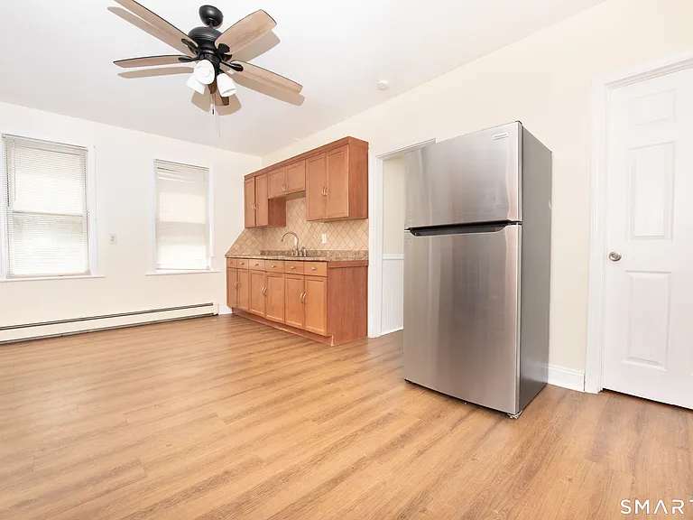 157 Sage Ave #1 — Photo 7