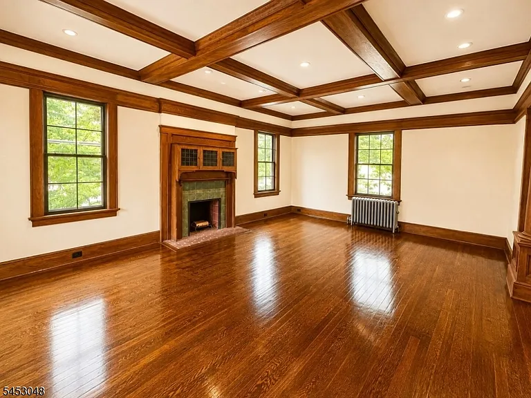 2 Cloverhill Pl #1 — Photo 10