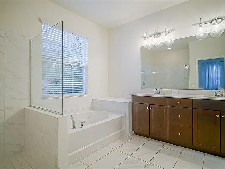 8201 Corkfield Ave — Photo 28