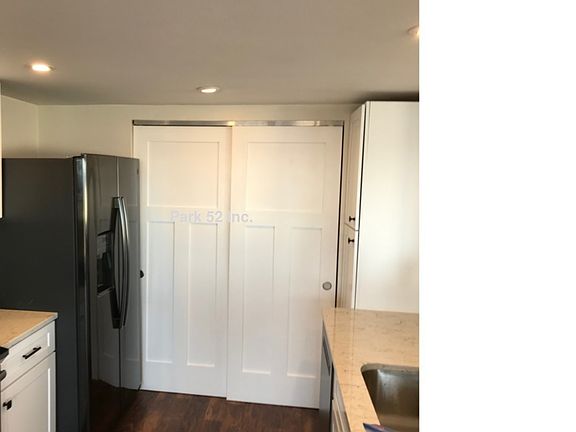 2nd image of 1115 N I St APT 201