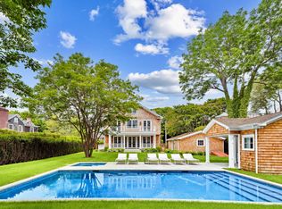 170 Meeting House Ln, Southampton, NY 11968