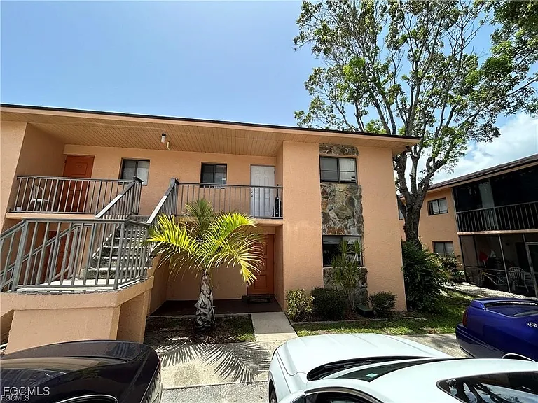 2690 Park Windsor Dr #601 — Photo 12