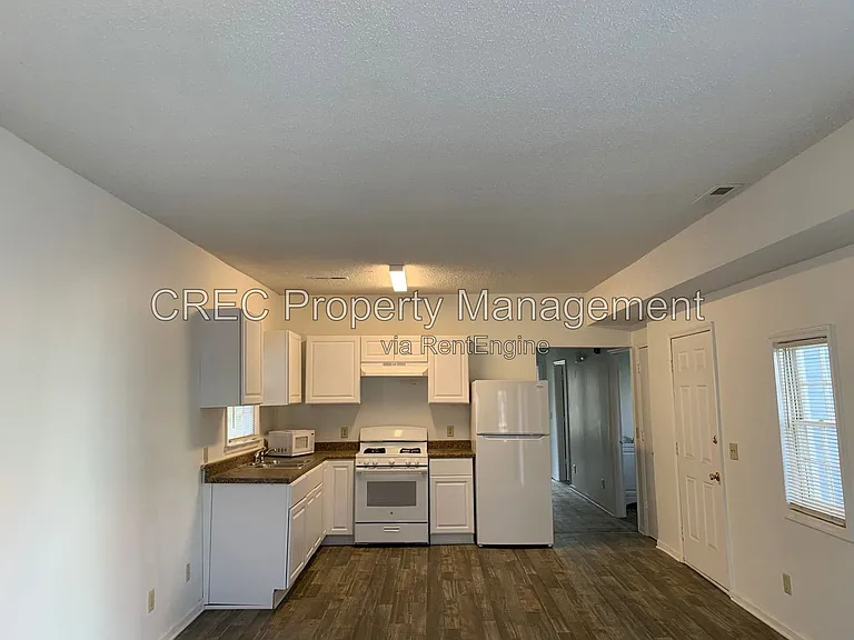 43 Kennedy St #A — Photo 6