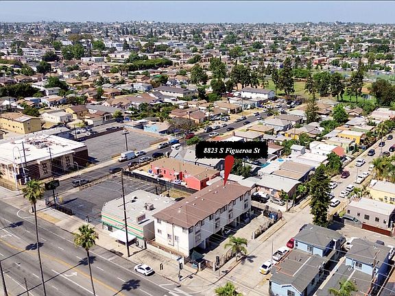 4th image of 8823 S Figueroa St