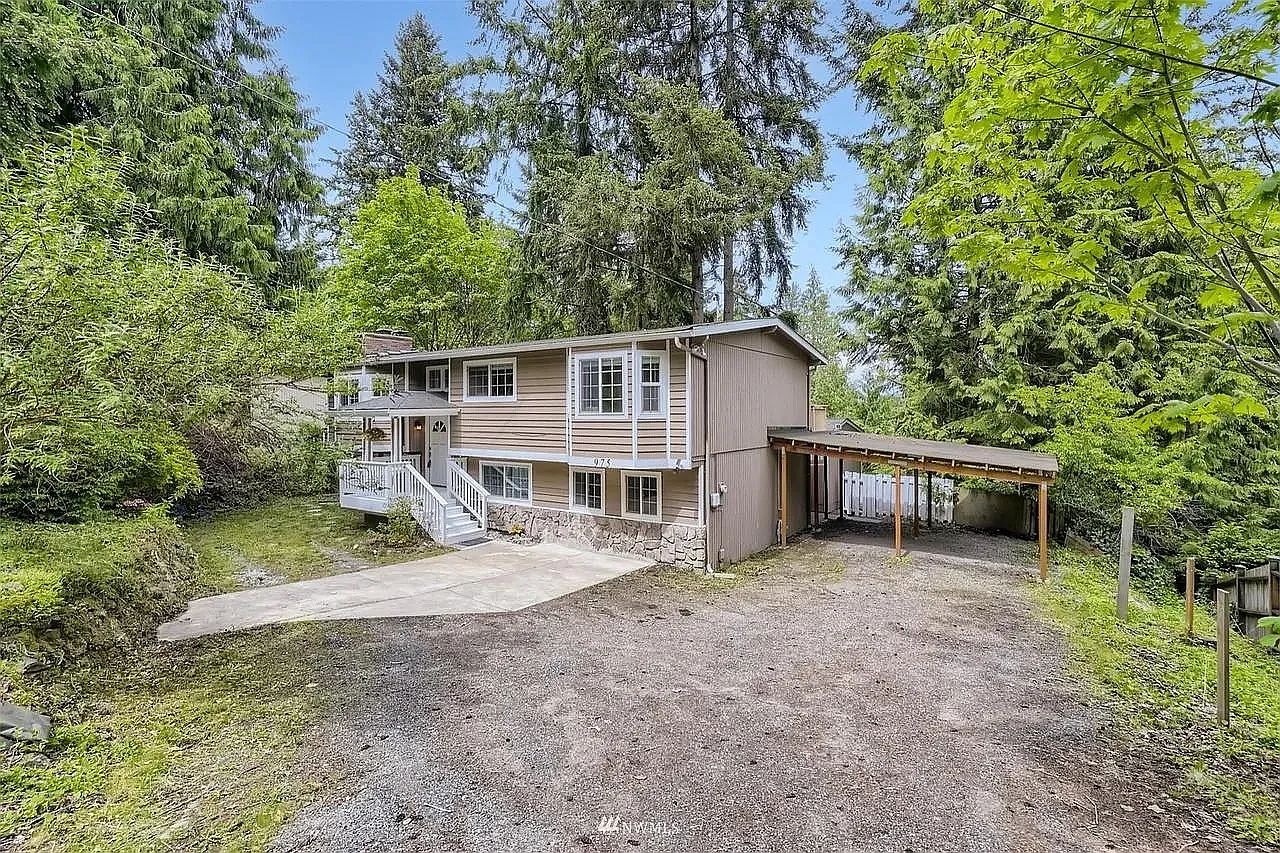 Wildwood Blvd SW, Issaquah — Photo 1