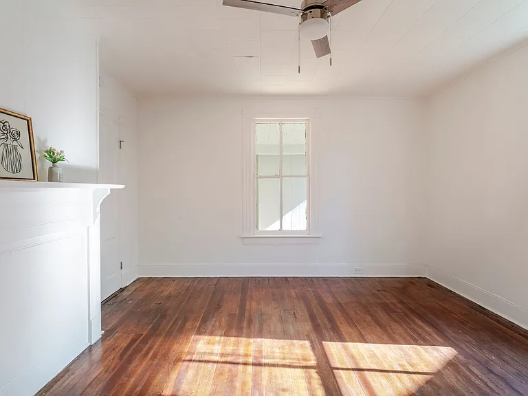 1215 Walnut St — Photo 10