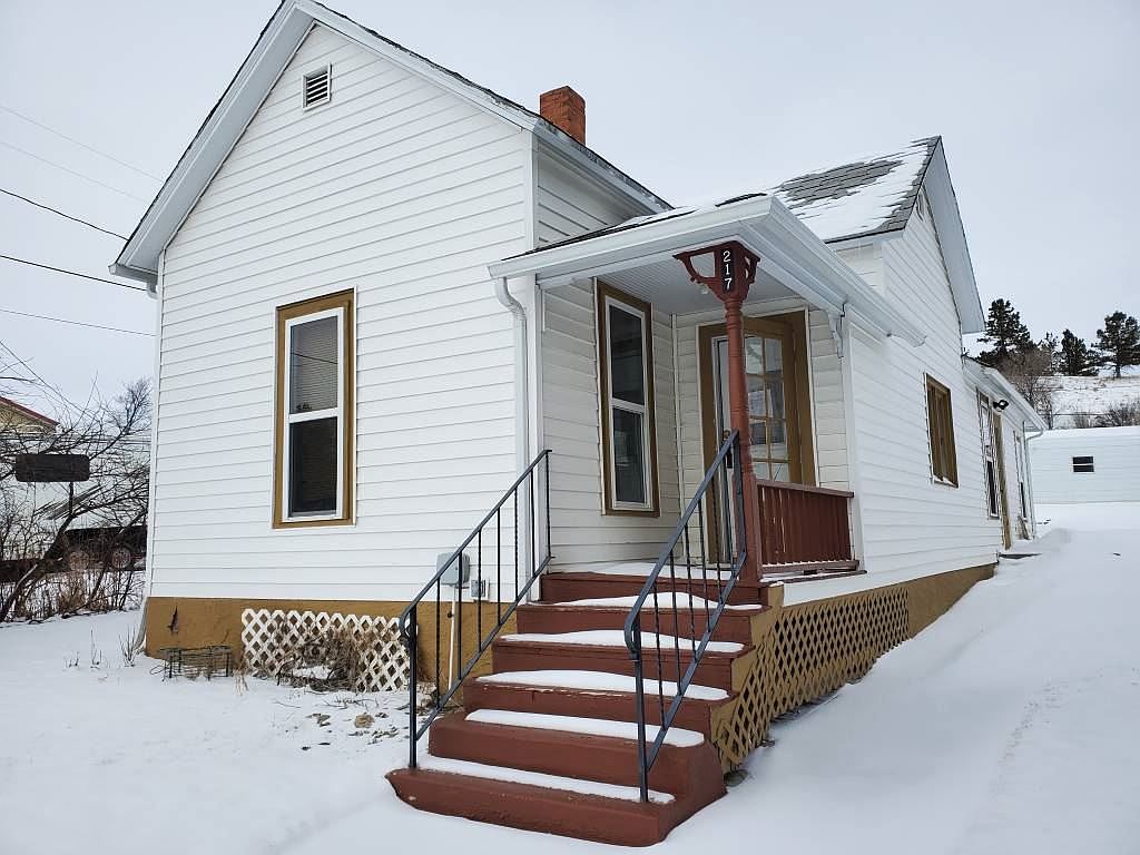 217 W 3rd St, Lusk, WY 82225 Zillow