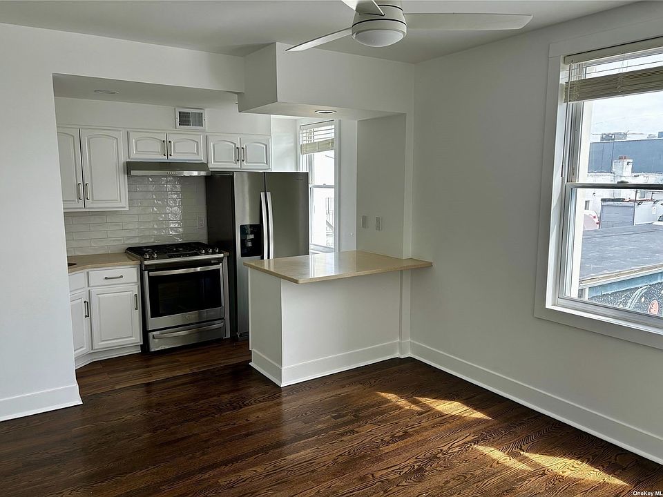 302 MAIN ST Huntington NY Zillow