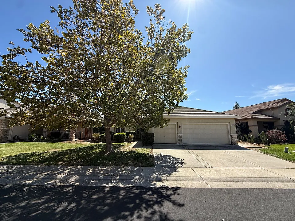 10140 Frank Greg Way