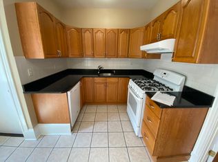 106 Glenwood Rd #2, Somerville, MA 02145