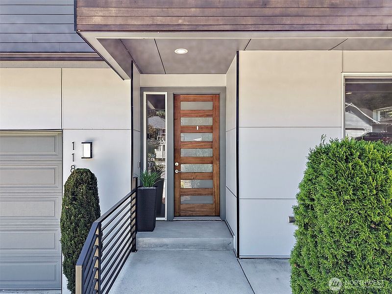 2nd image of 11815 SE 218th Place